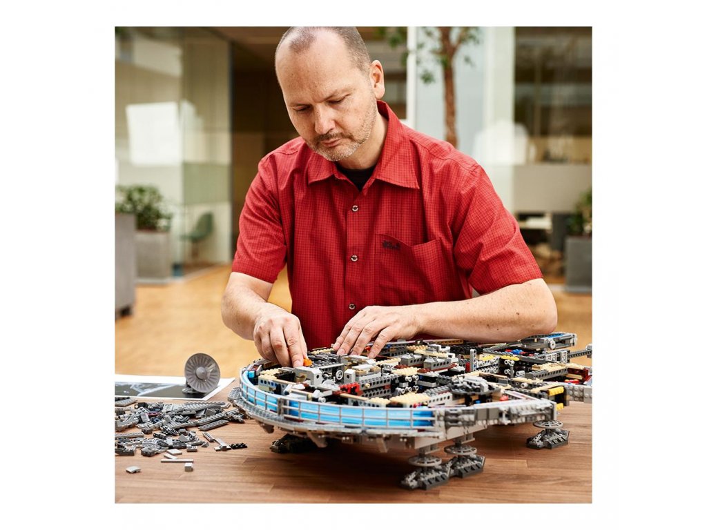 LEGO® Star Wars™ 75192 Millennium Falcon - Obrázek 6