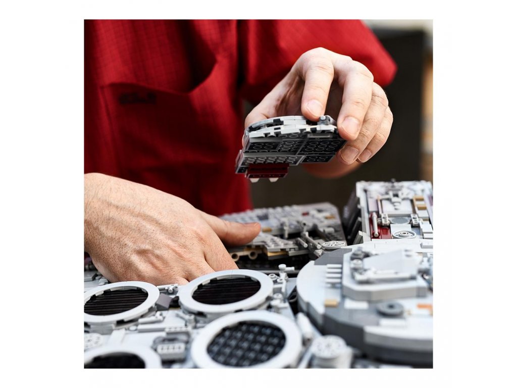 LEGO® Star Wars™ 75192 Millennium Falcon - Obrázek 5
