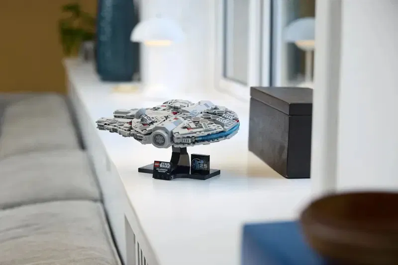 LEGO® Star Wars™ 75375 Millennium falcon - Obrázek 9