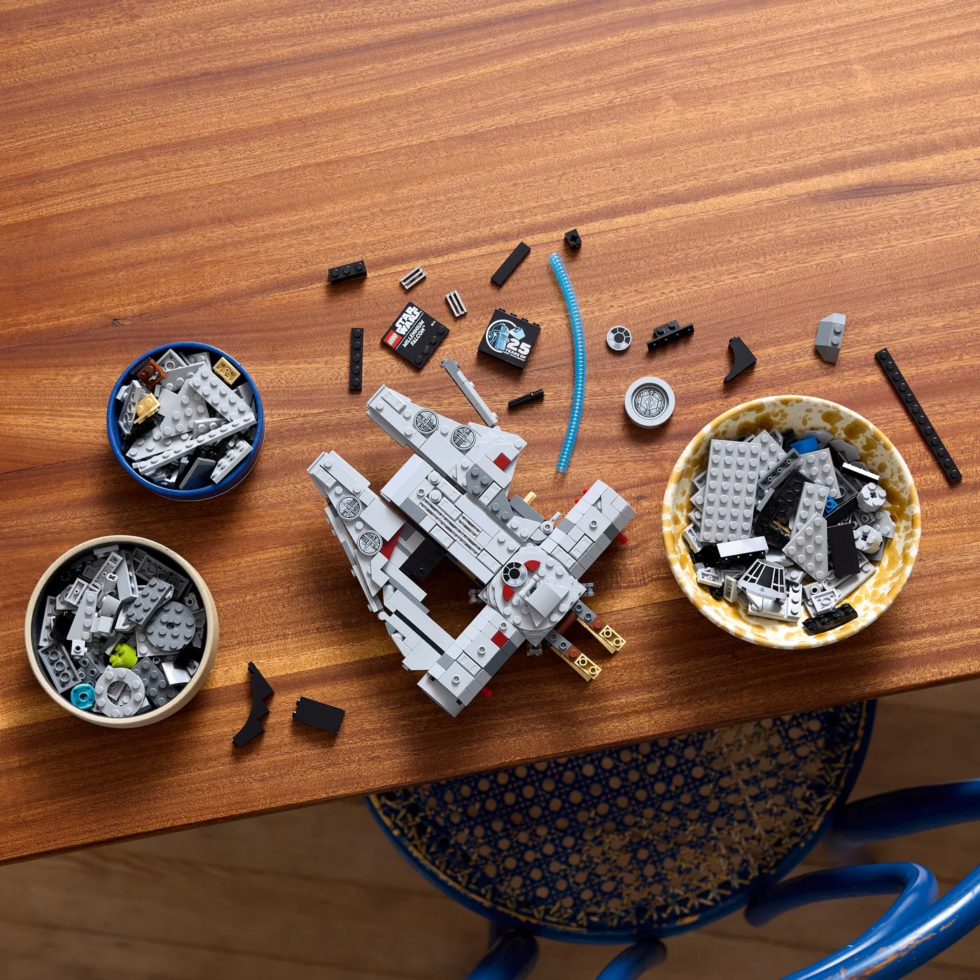 LEGO® Star Wars™ 75375 Millennium falcon - Obrázek 8