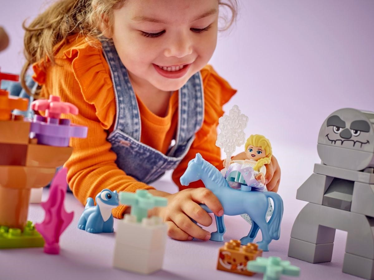 LEGO® DUPLO 10418 Elsa a Bruni v začarovaném lese - Obrázek 4