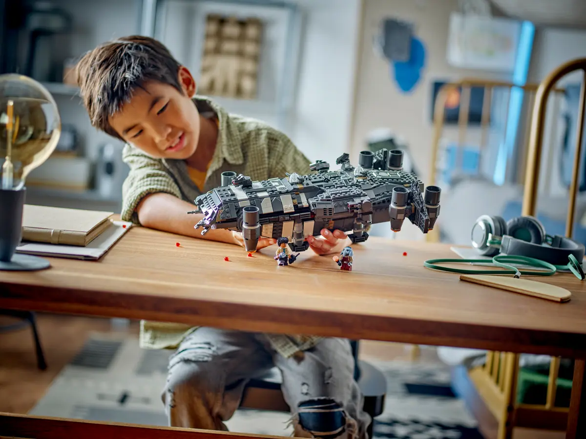 LEGO® Star Wars™ 75374 Onyx Cinder - Obrázek 3