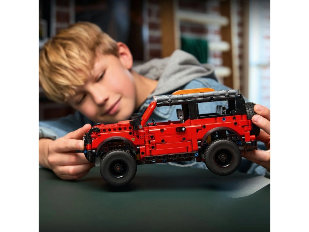 LEGO® Technic 42213 SUV Ford Bronco - Obrázek 7