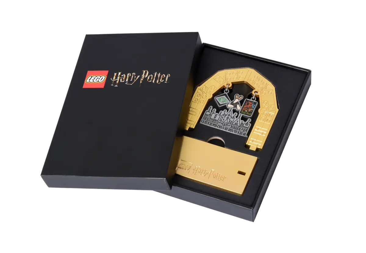 LEGO® Harry Potter 5009867 Sběratelský předmět: Cedule Prasinky - Obrázek 2