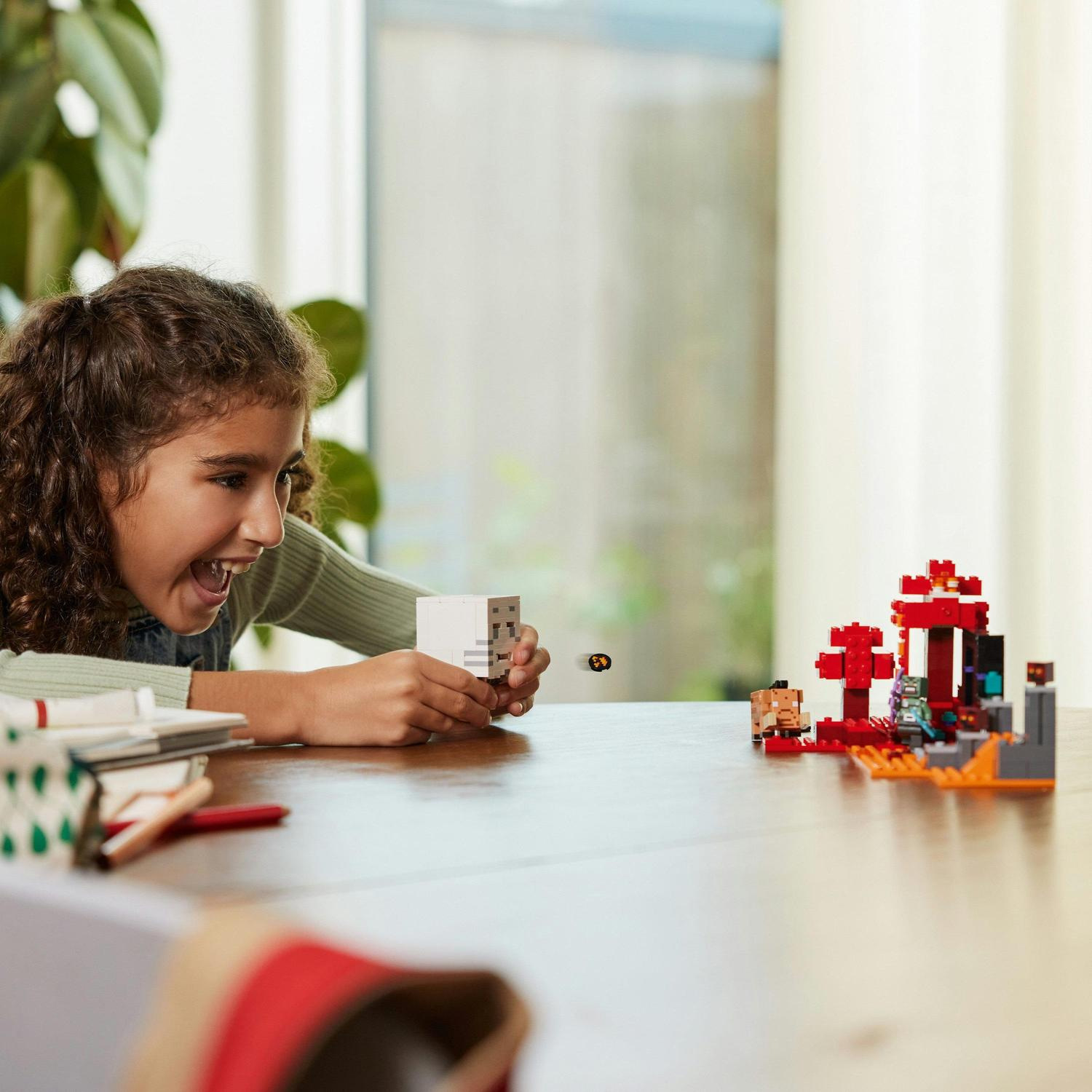 LEGO® Minecraft 21255 Expedice na portál v Netheru - Obrázek 3