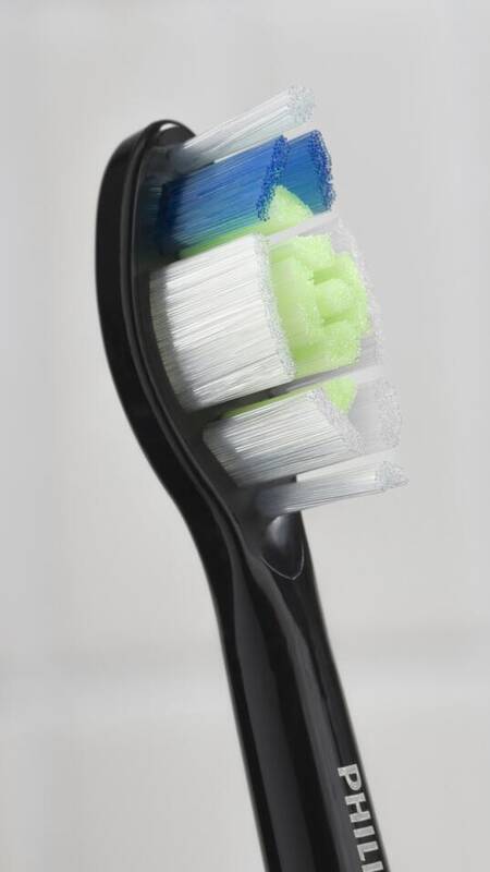 Philips Sonicare Optimal White HX6068/88 8 ks, černé - Obrázek 3