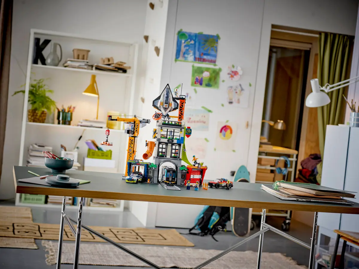 LEGO® City 60473 Věž City - Obrázek 5