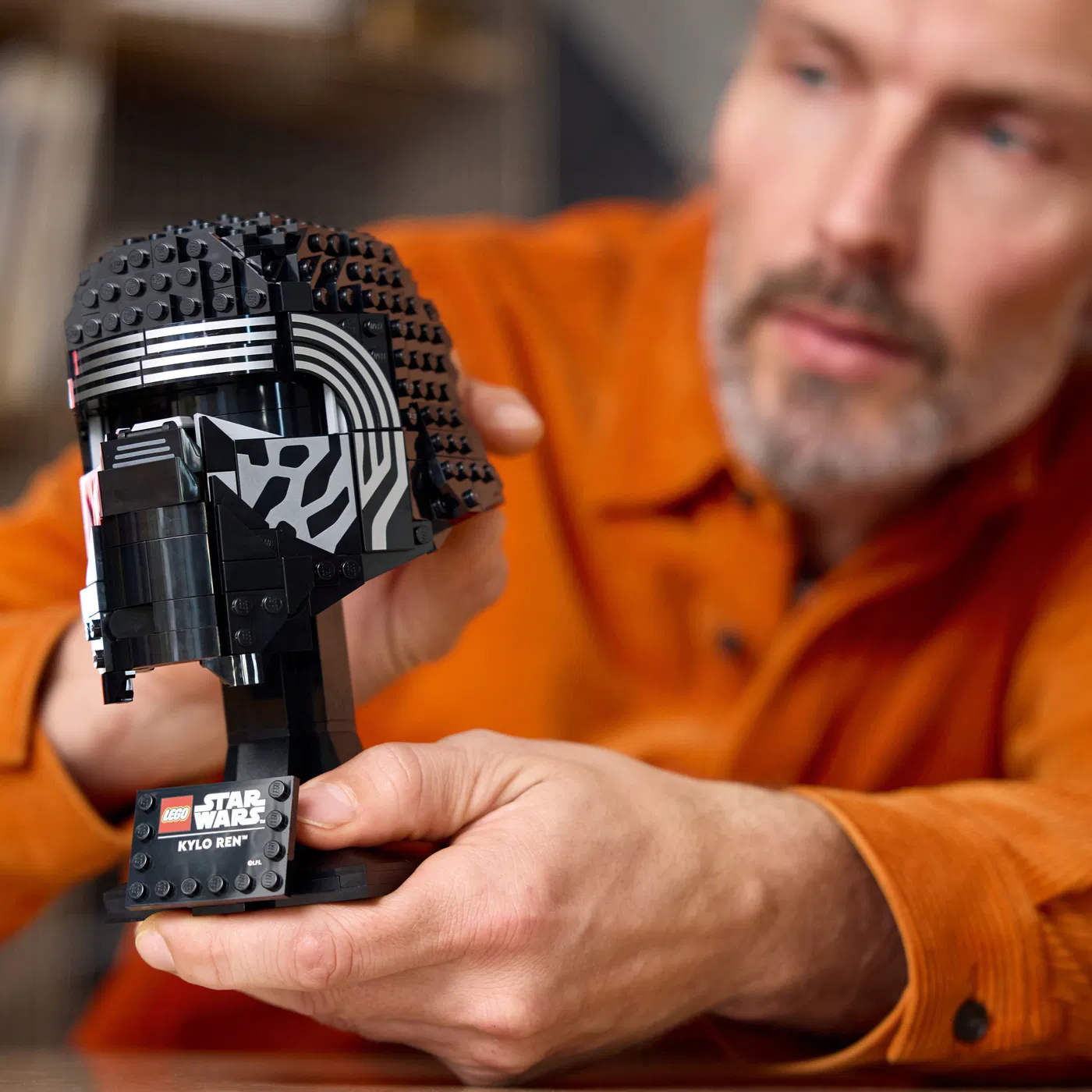 LEGO® Star Wars 75415 Kylo Renova helma - Obrázek 4