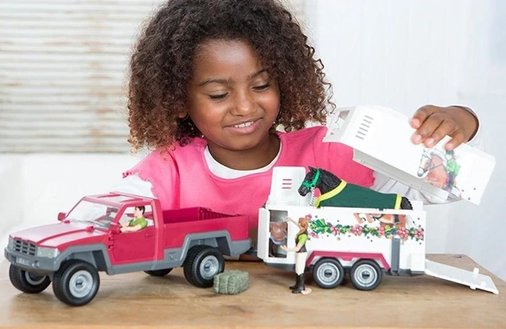 Schleich Pick-up s koňským přívěsem - Obrázek 7