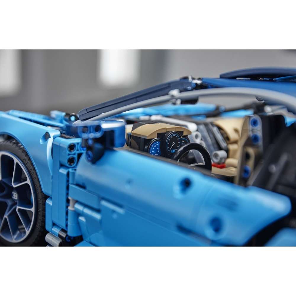 LEGO Technic 42083 Bugatti Chiron - Obrázek 6