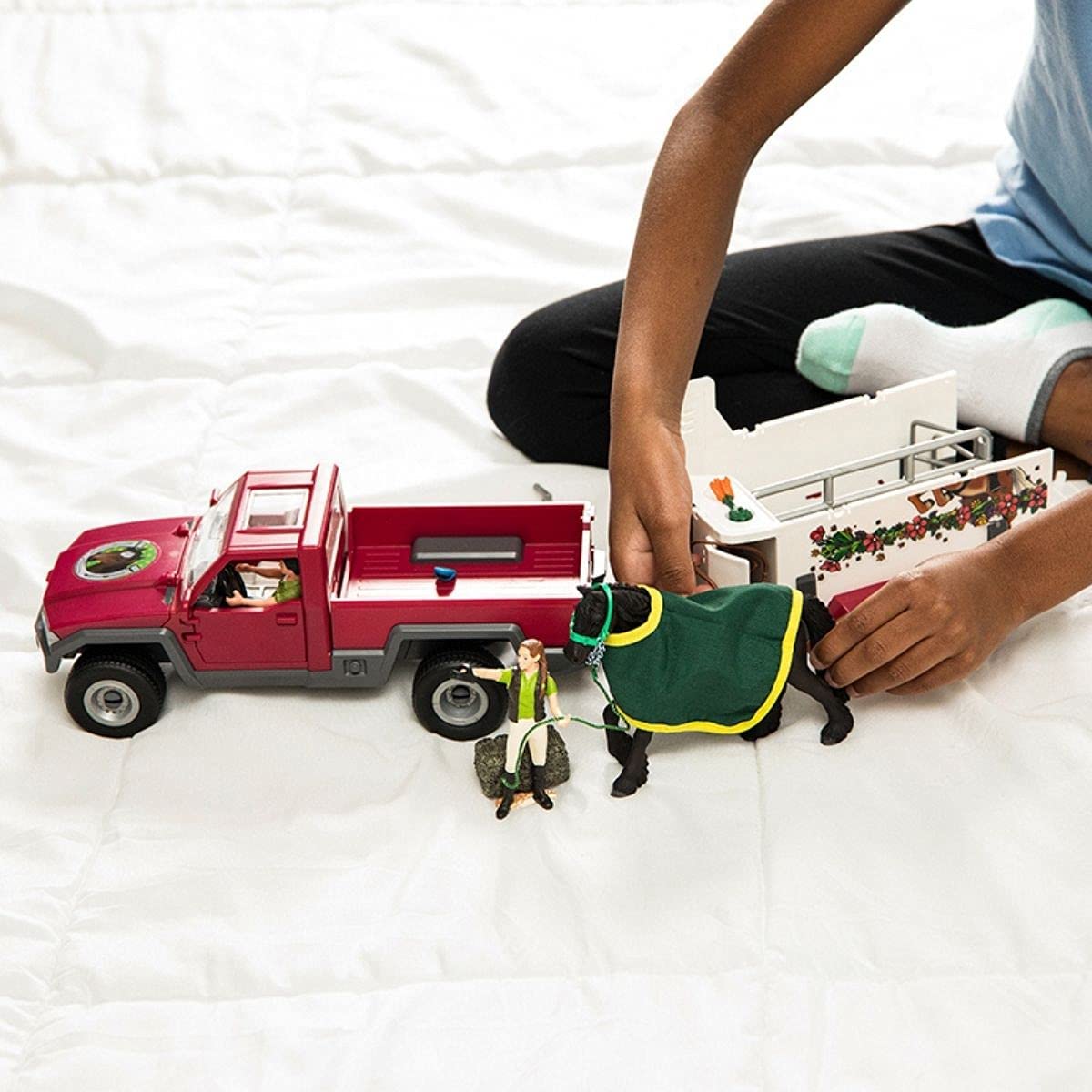 Schleich 42346 - Pick-up s přívěsem a koněm - Obrázek 2