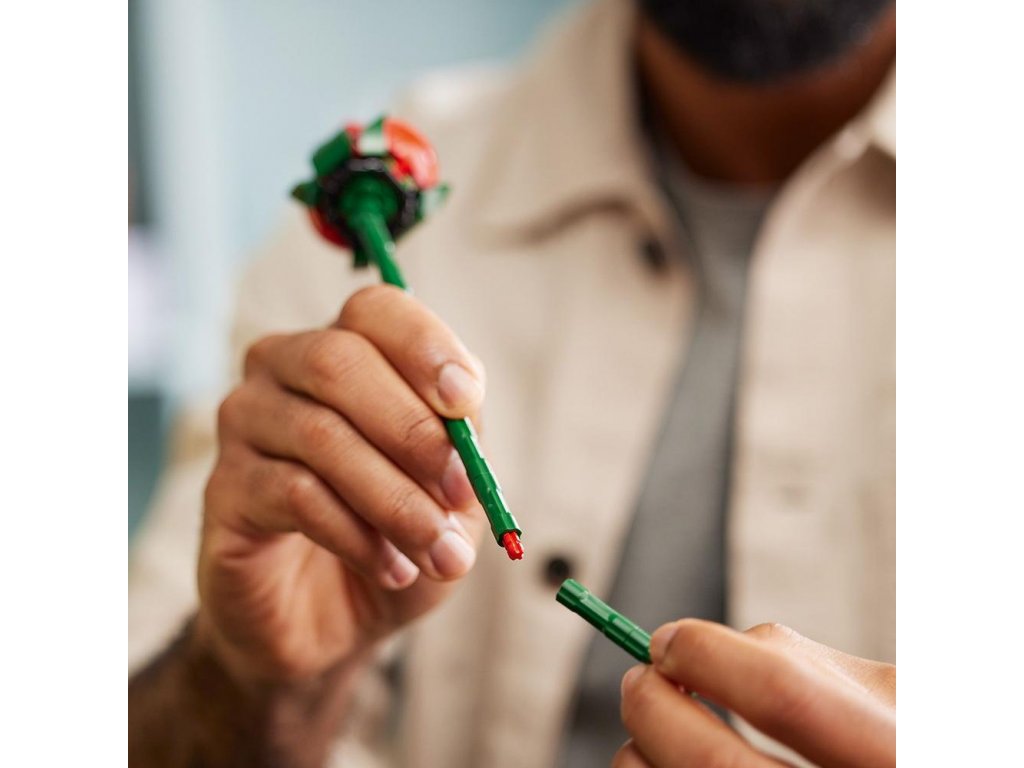 LEGO® Icons 10328 Kytice růží - Obrázek 10