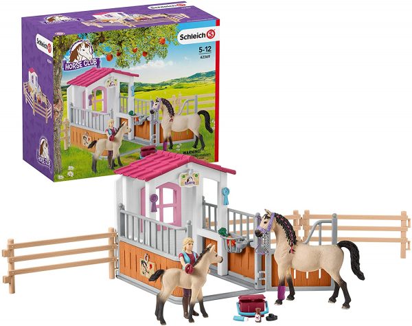 Schleich 42369 Stáj s koňmi Arabskými a ošetřovatelkou