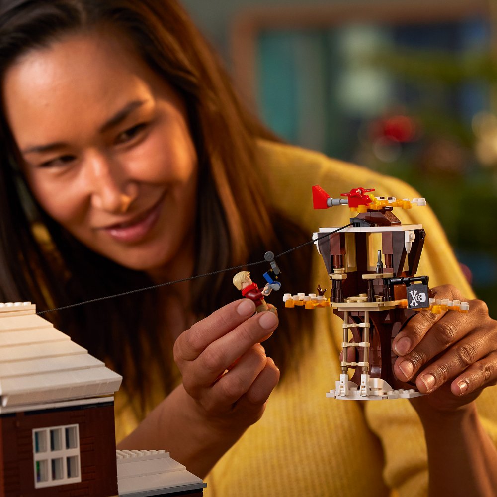 LEGO® Ideas 21330 Sám doma - Obrázek 14