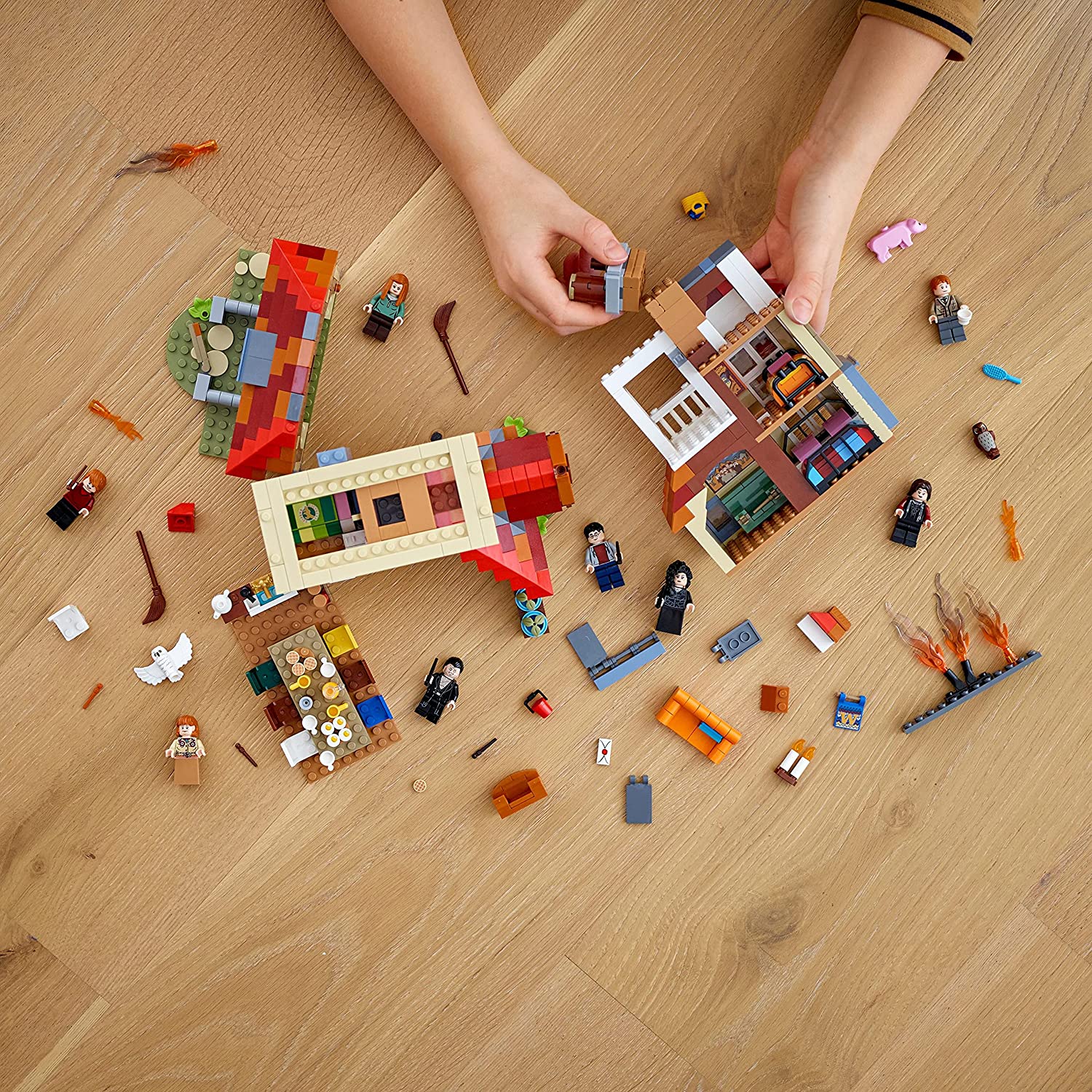 LEGO Harry Potter 75980 Útok na Doupě - Obrázek 9