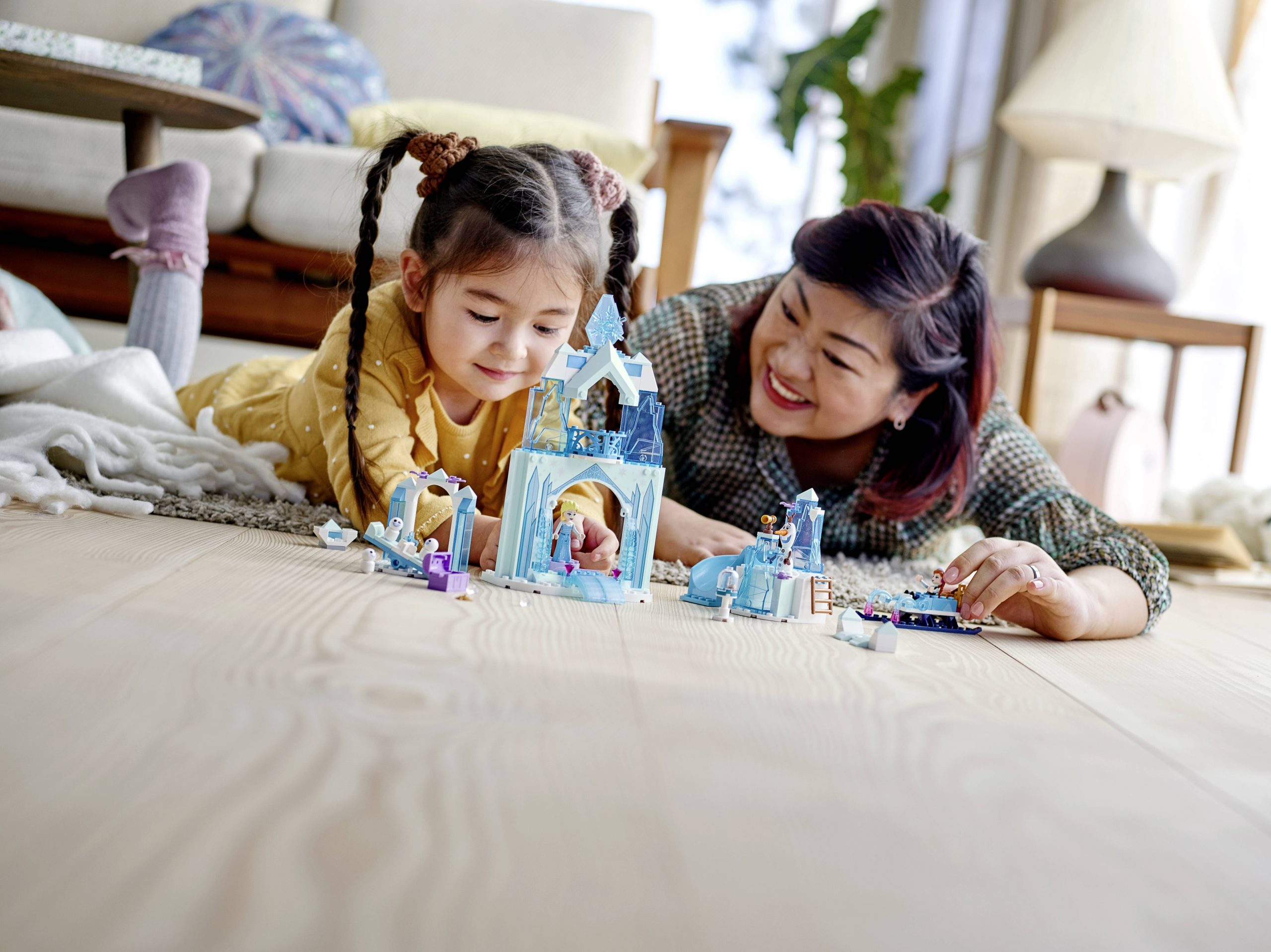 LEGO® 43194 DISNEY PRINCEZNY LEDOVÁ ŘÍŠE DIVŮ ANNY A ELSY - Obrázek 7