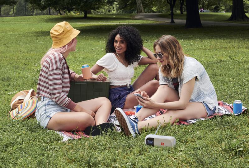 JBL TUNER 2 bílý - Obrázek 9