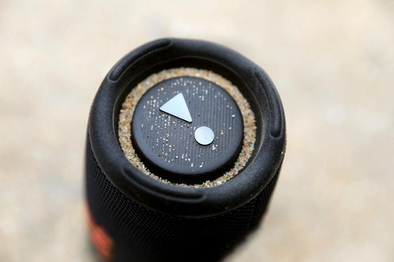 JBL Charge 5 černý - Obrázek 11