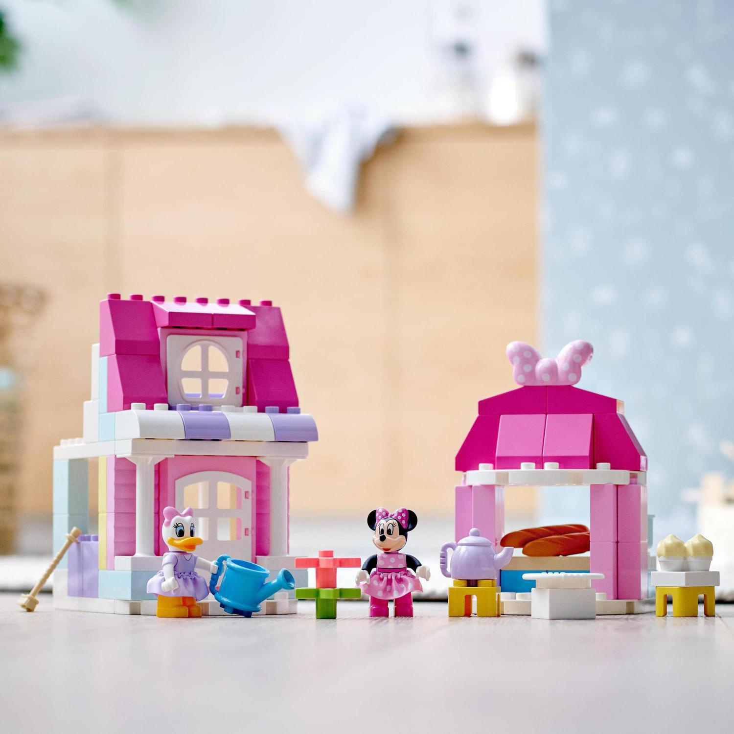 LEGO Duplo Disney 10942 Domek a kavárna Minnie - Obrázek 4
