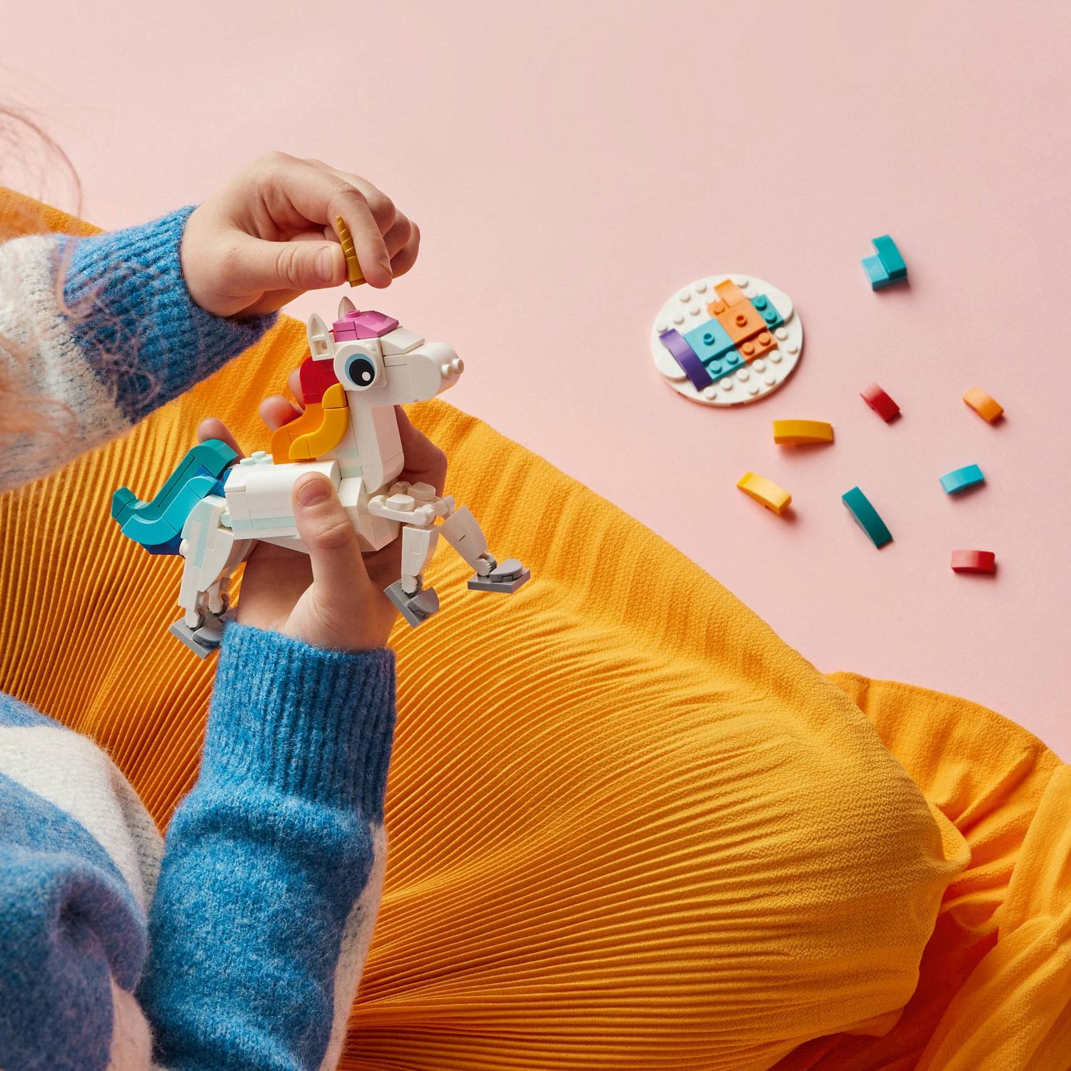 LEGO® Creator 31140 Kouzelný jednorožec - Obrázek 7