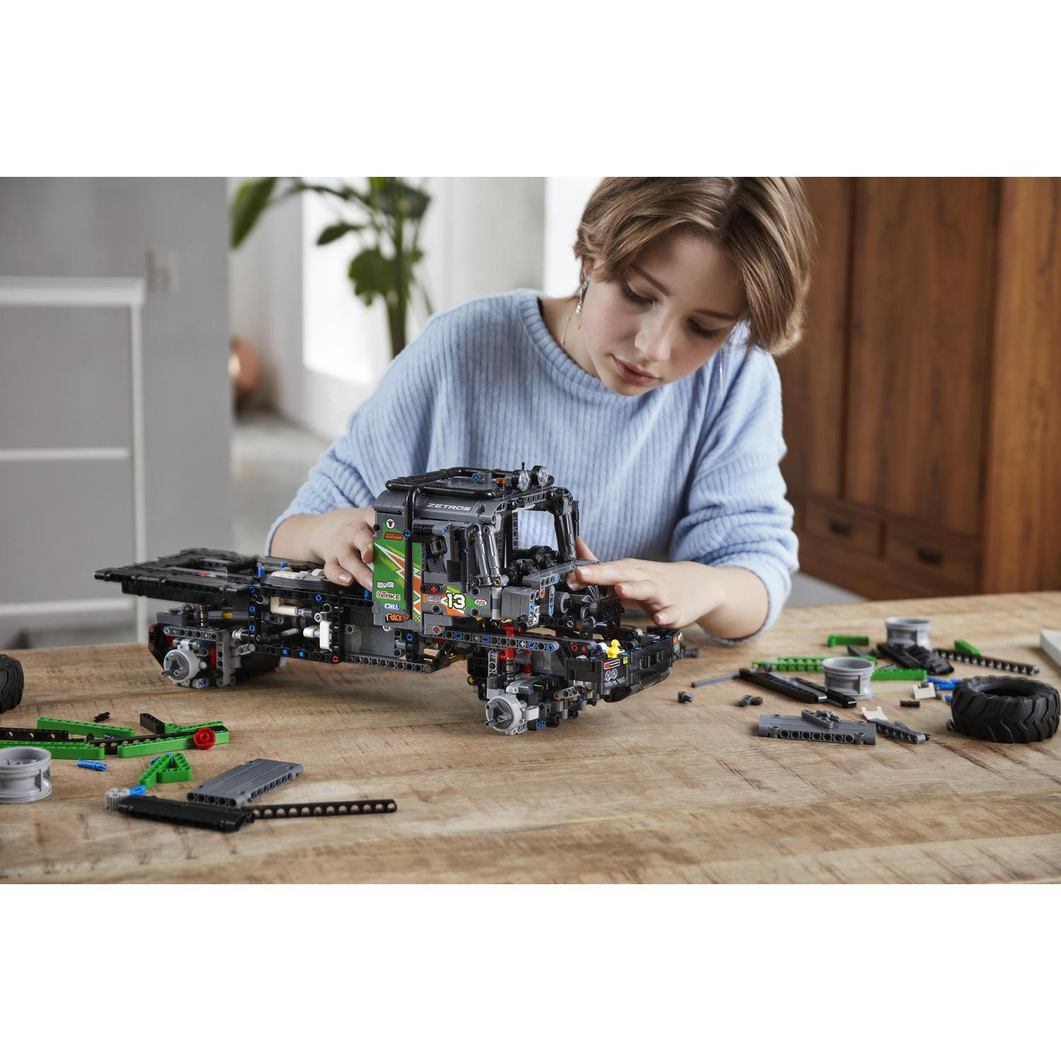 LEGO Technic 42129 Truck trialový vůz Mercedes-Benz Zetros 4x4 - Obrázek 4