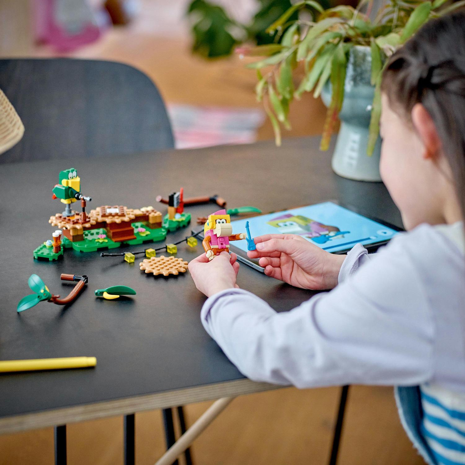 LEGO® Super Mario™ 71421 Dixie Kong a koncert v džungli – rozšiřující set - Obrázek 8