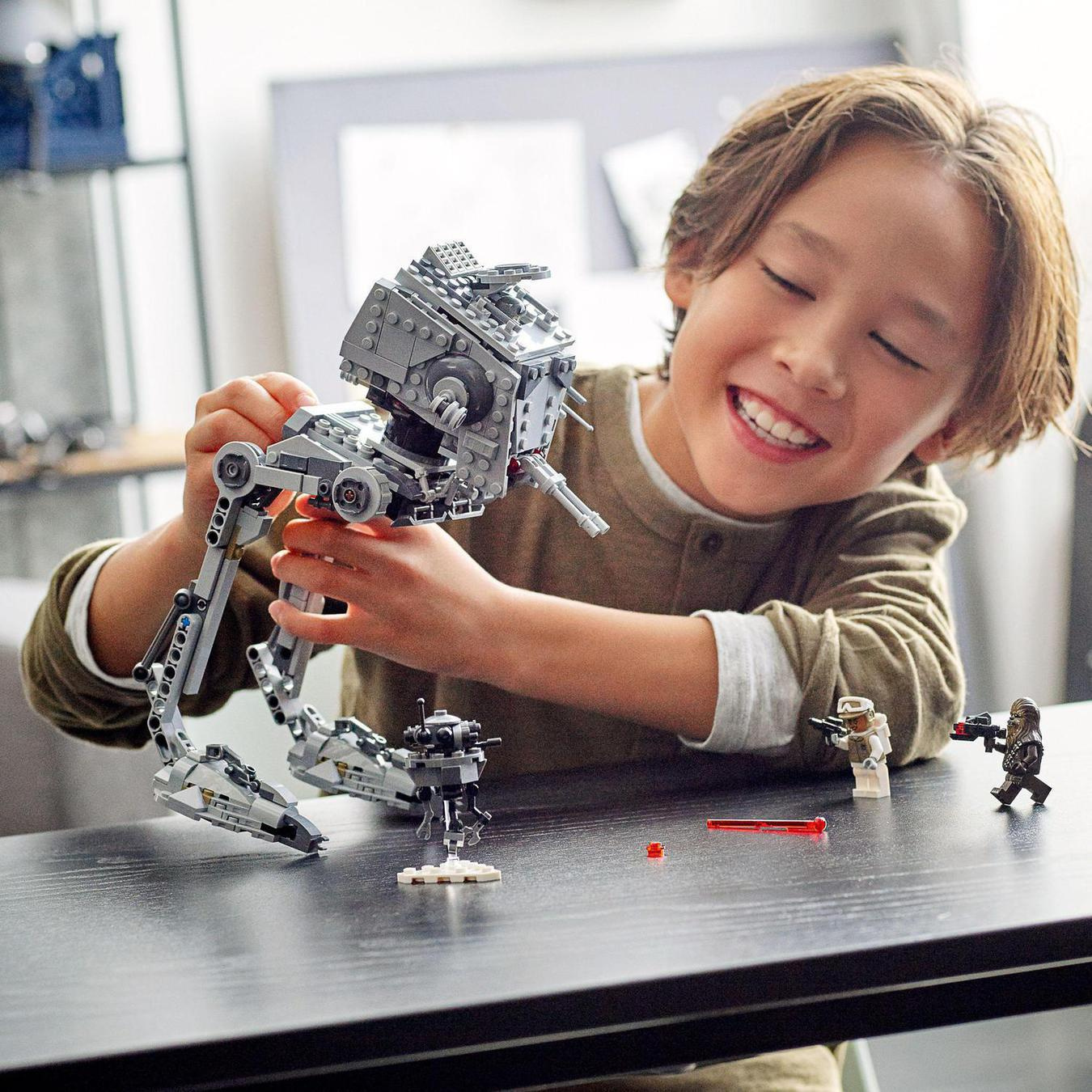 LEGO® Star Wars™ 75322 AT-ST z planety Hoth - Obrázek 6