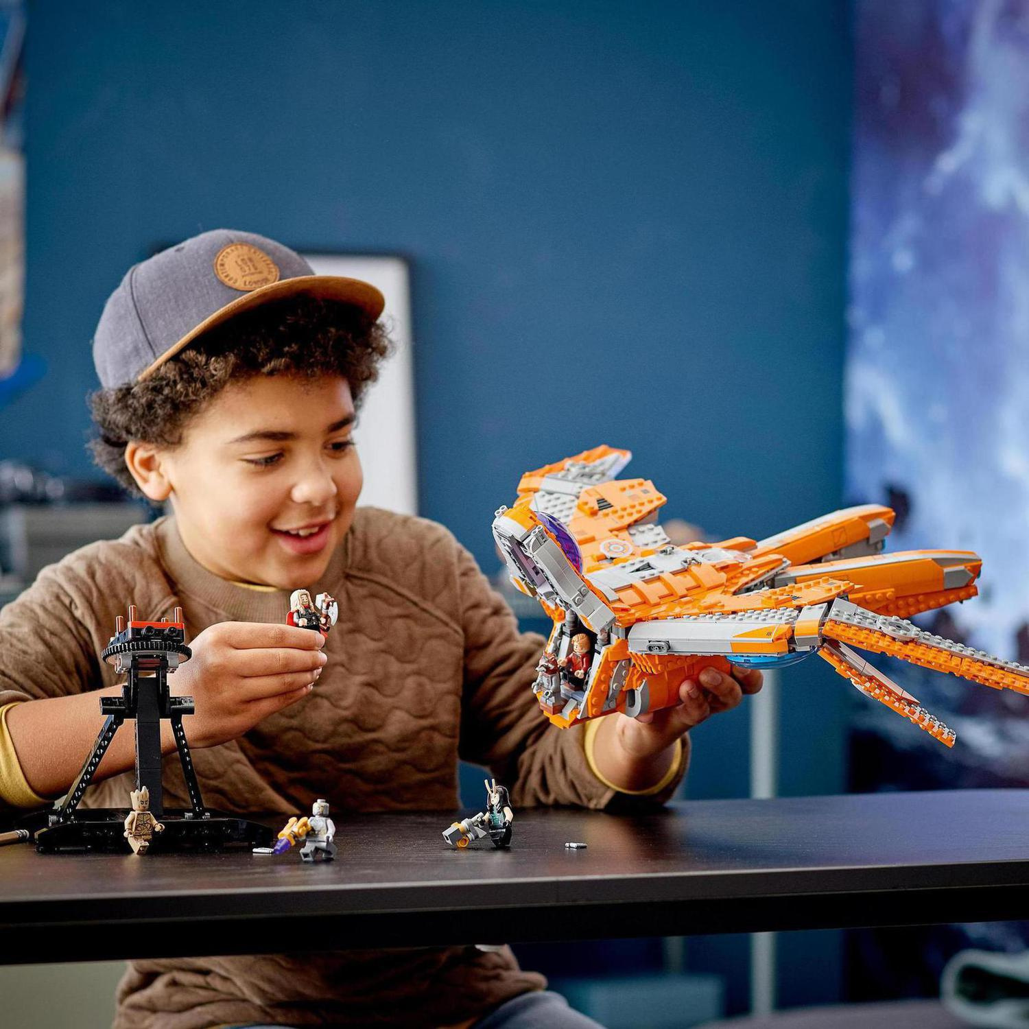 LEGO® Super Heroes 76193 Loď Strážců - Obrázek 9