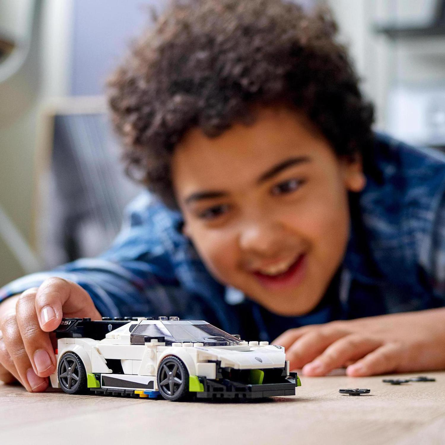 LEGO® Speed Champions 76900 Koenigsegg Jesko - Obrázek 3