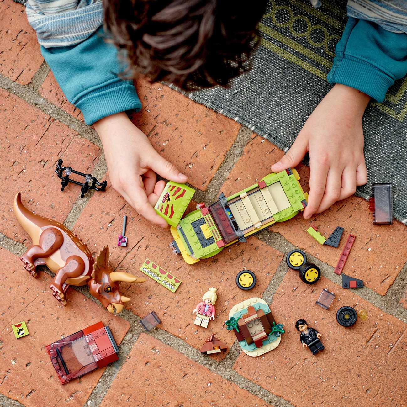 LEGO® Jurassic World™ 76959 Zkoumání triceratopse - Obrázek 3