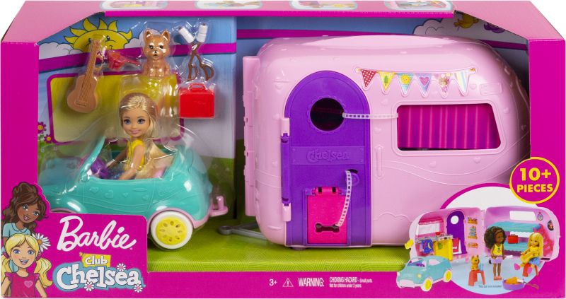 Mattel Panenka Barbie Chelsea a karavan FXG90