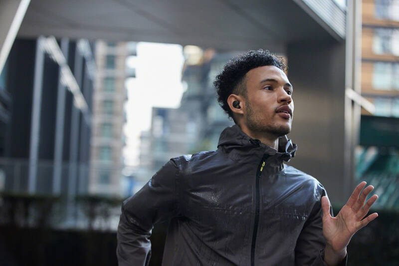 Sony WF-1000XM4 černá - Obrázek 21