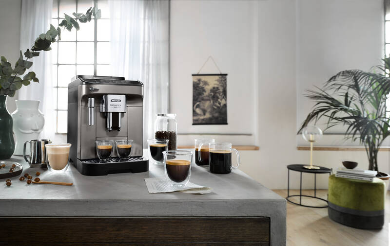Espresso DeLonghi Magnifica Evo Ecam 290.42 TB titanium - Obrázek 2