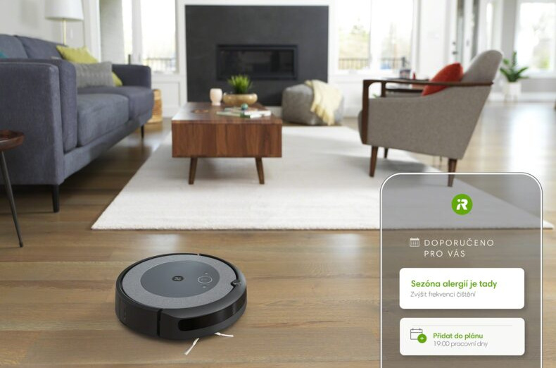 iRobot Roomba j7+, černá
